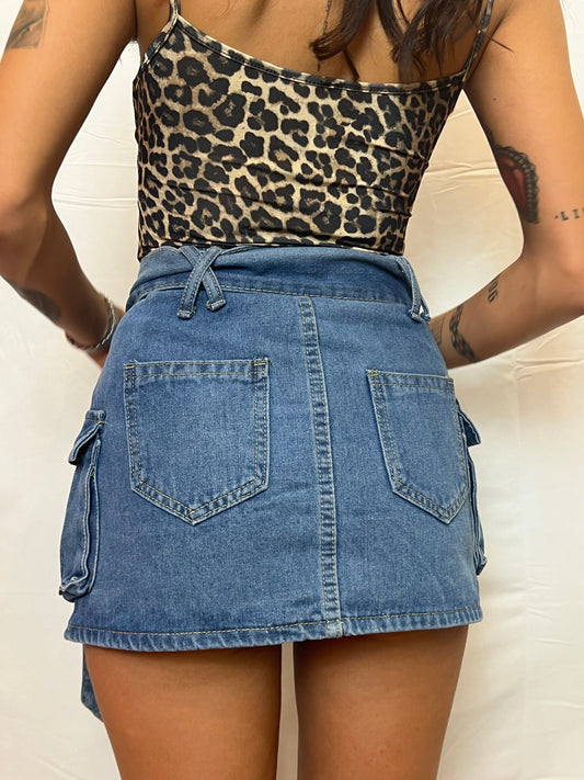 GONNA JEANS