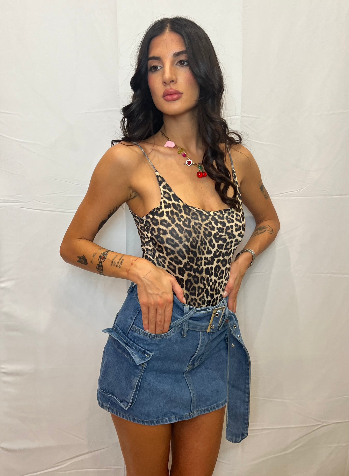GONNA JEANS